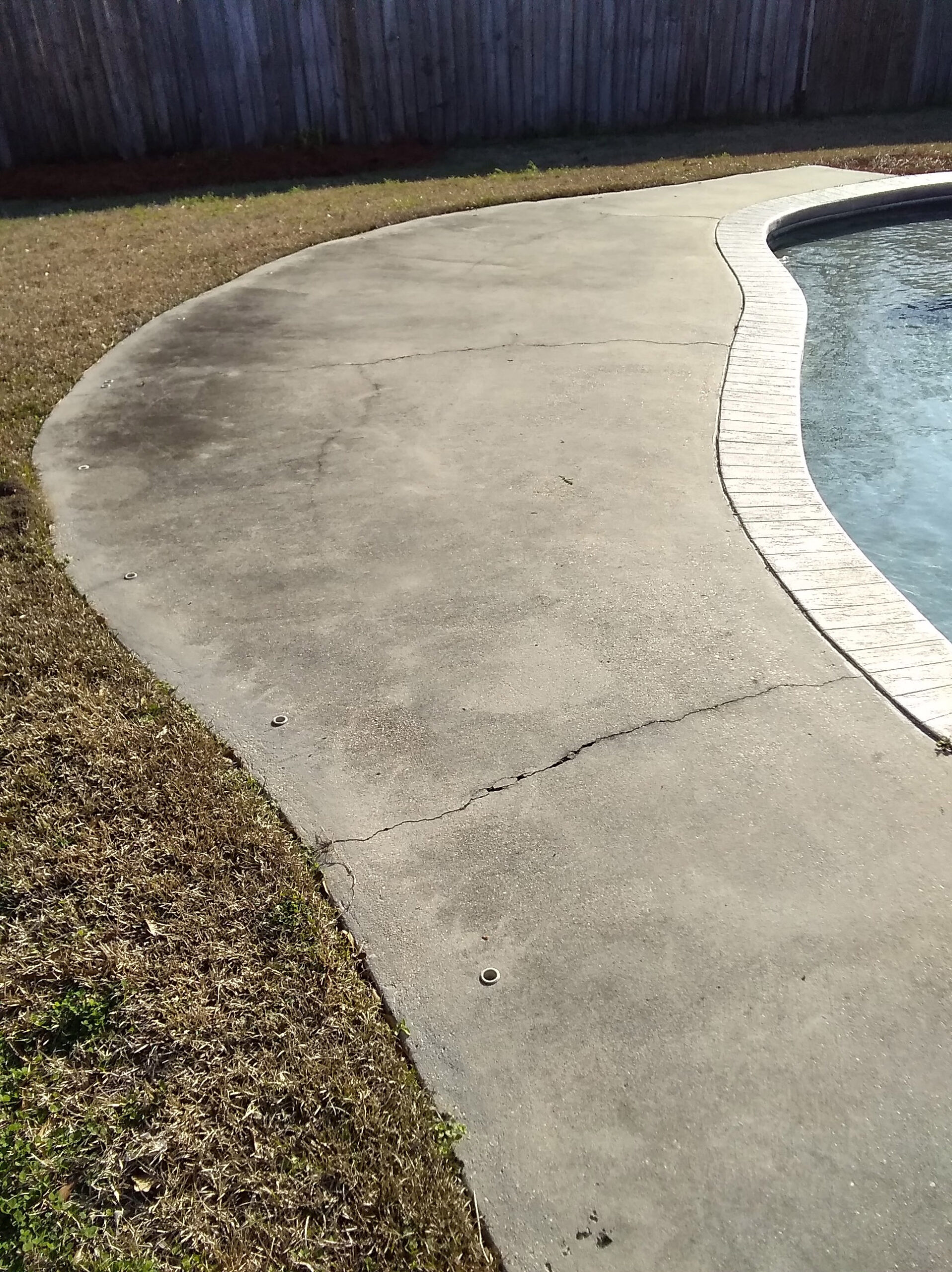 Cajun Soft Wash concrete cleaning exterior soft power wash