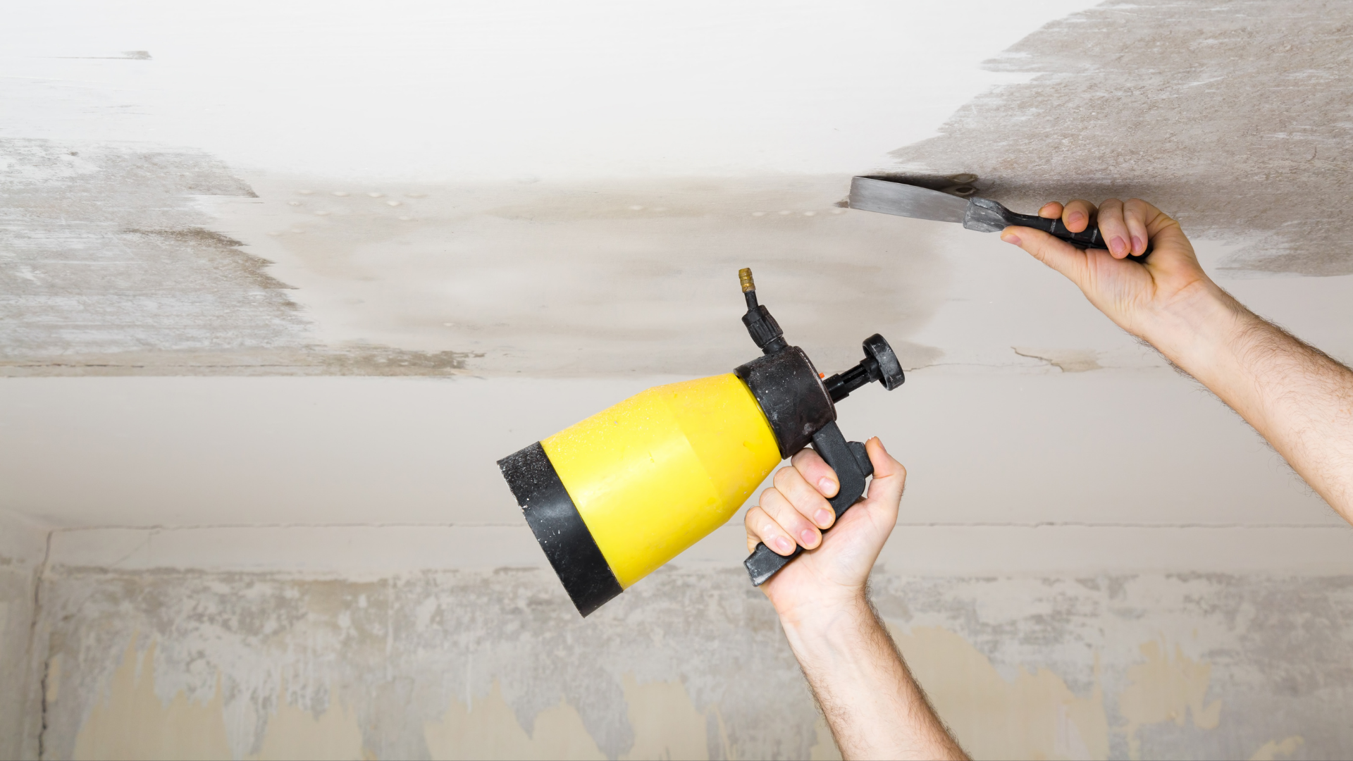 How to Clean Interior Stucco Walls Without Making a Mess
