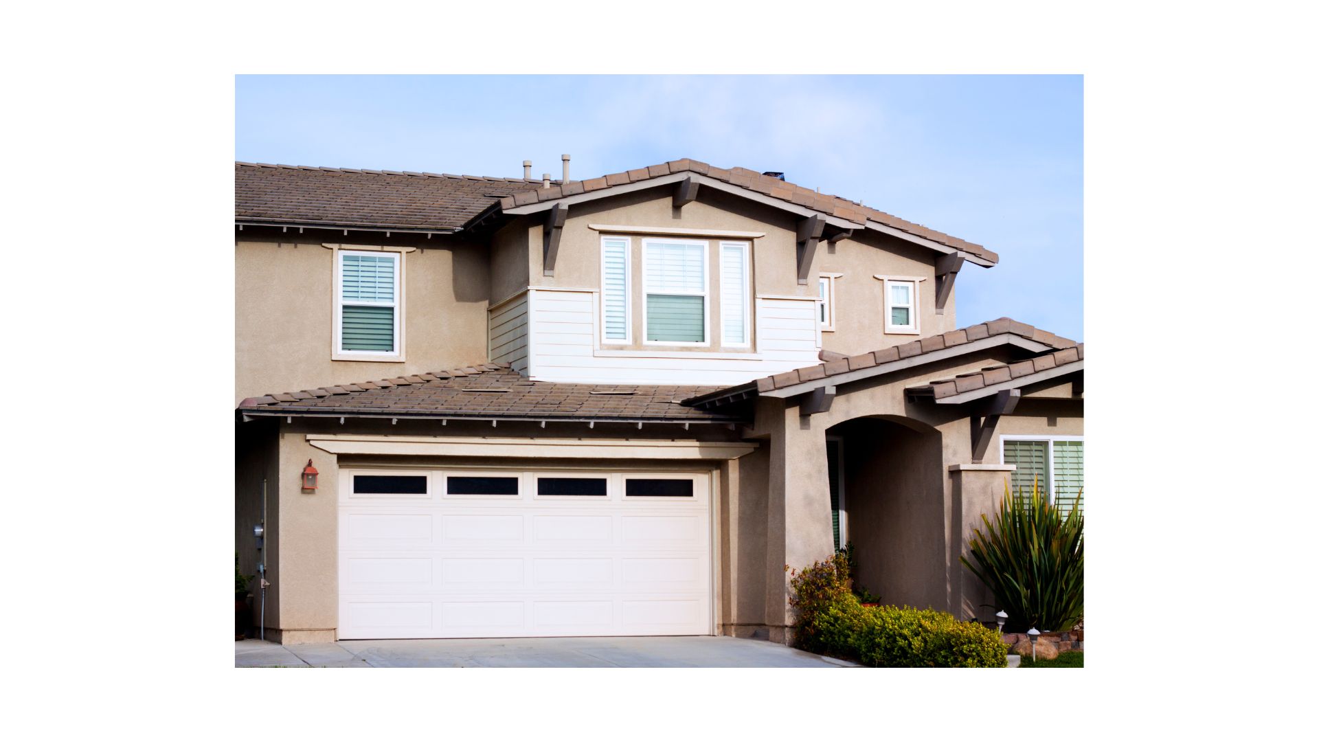Read more about the article How to Clean Stucco Exterior: An Effective Guide For Homeowners In Louisiana