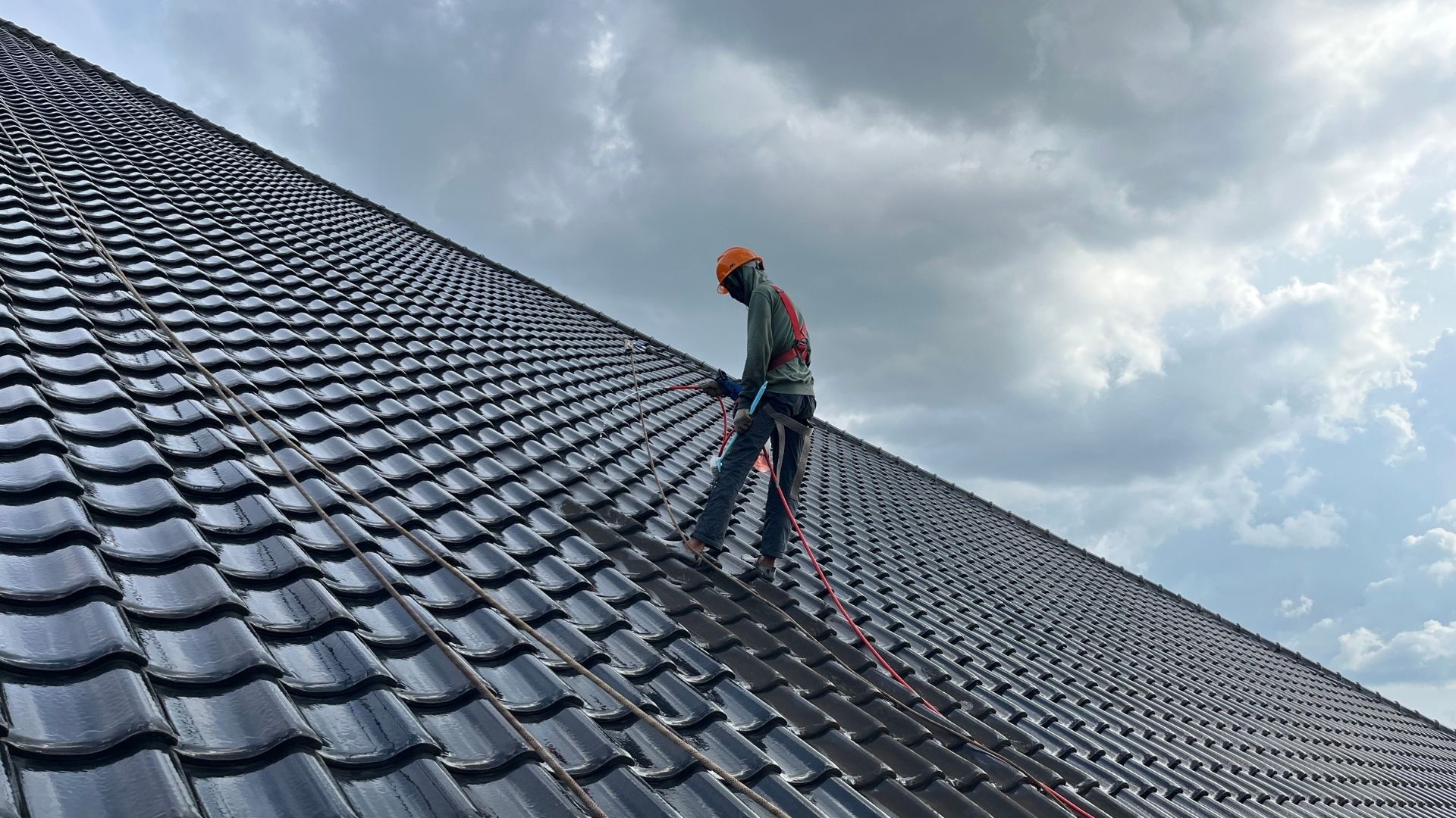 Read more about the article What is Roof Cleaning and Why is It Important?
